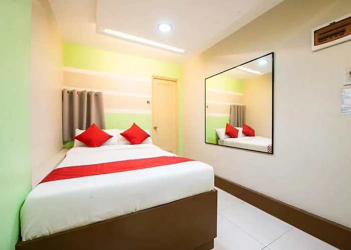 Hotel Oyo 475 Pearl Blossom