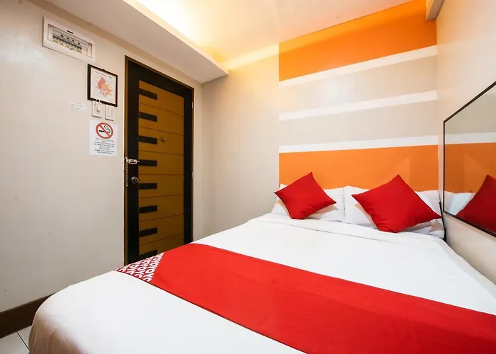 Oyo 475 Pearl Blossom Hotel